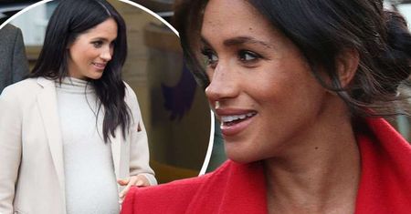 Meghan Markle sprytnie eksponuje brzuszek! Jeden gest sprawia, że jej ciążowe krągłości zawsze są na pierwszym planie [WIDEO]