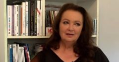 Anna Dymna: od lat noszę przy sobie kamień