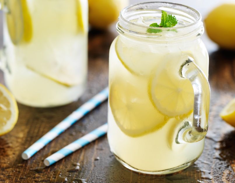 Domowa lemoniada. Zrezygnuj z chemii w plastiku