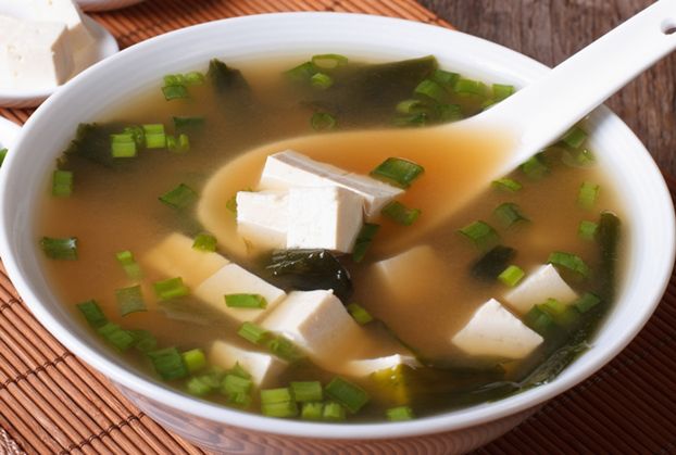 Pożywna zupa miso