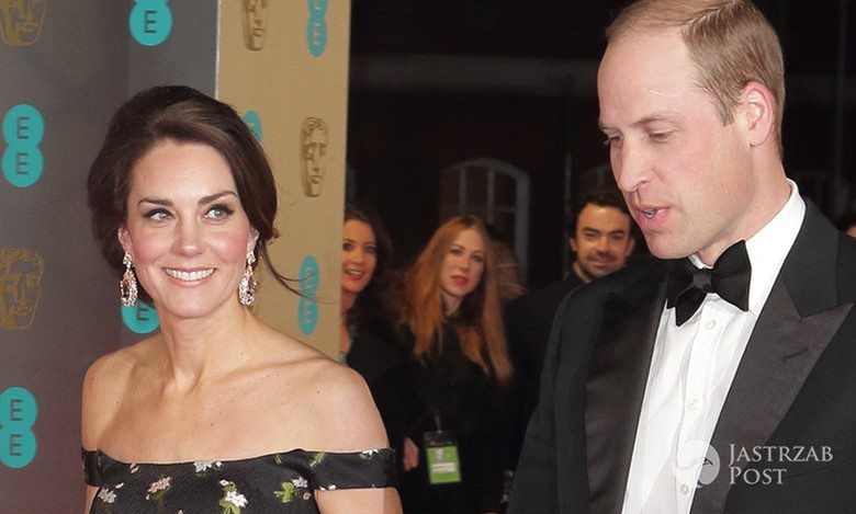 Księżna Kate skradła show w kreacji od Alexandra McQueena na gali BAFTA 2017!