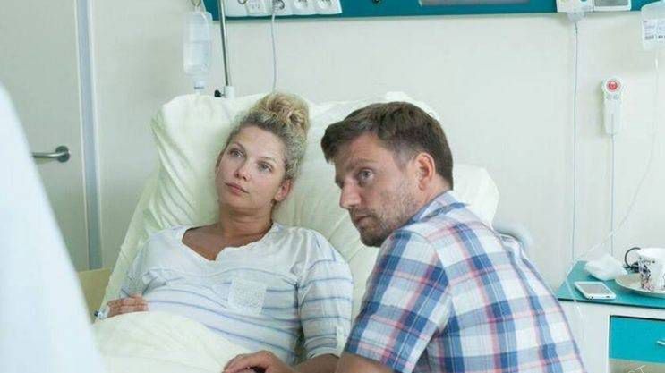 Patrycja (Joanna Liszowska), Michał (Marcin Rogacewicz) w 64 odcinku ''Przyjaciółek''
Fotgorafia: screen z Facebook.com