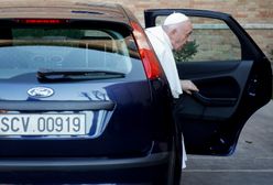 Papież Franciszek ogranicza spotkania. "Lekka niedyspozycja"