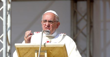 Mafia idzie na wojnę z Franciszkiem. "ISIS zamieni Watykan w meczet"