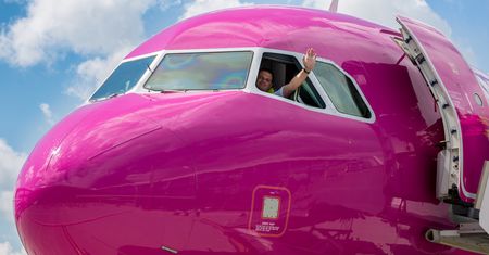 Bukareszt: awaryjne lądowanie samolotu Wizz Air lecącego do Warszawy