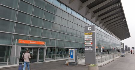 Koronawirus z Chin rozprzestrzenia się. Magdalena i Marcin wrócili z Tajlandii. "Nie siejmy paniki"