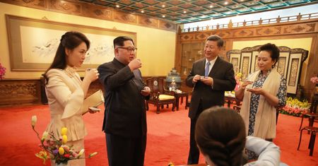 Kim Dzong Un zapowiada nuklearne rozbrojenie."Nie wolno mu wierzyć"