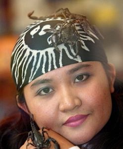 36 dni ze skorpionami