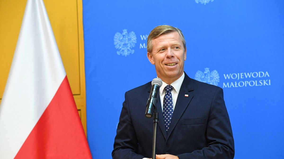 Wojewoda małopolski Piotr Ćwik spotkał się z protestującymi nauczycielami