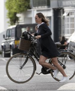 Pippa Middleton na rowerze. Ciążowy brzuch jej nie przeszkadza