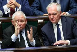 Nieporozumienie z Porozumieniem. Kaczyński nie podpisał jeszcze umowy koalicyjnej z Gowinem