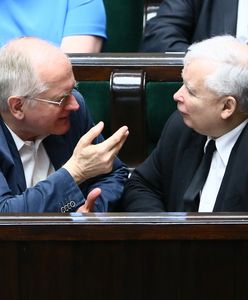 Kaczyński uległ, PiS zmienia zdanie. Hodowcy norek przy wsparciu o. Rydzyka ratują swoją branżę