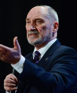 Macierewicz musiał odejść. Tej zmiany chcieli nawet wyborcy PiS