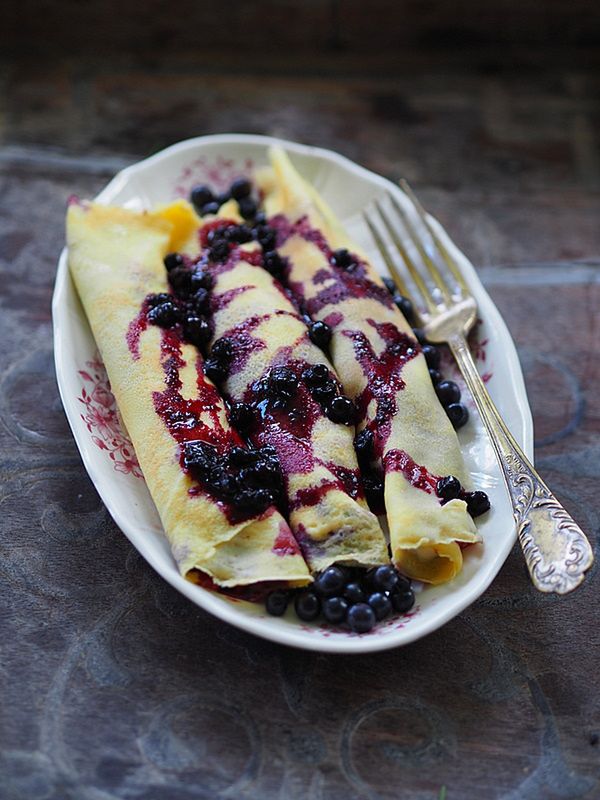 Naleśniki z jagodami i mascarpone