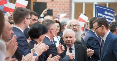 Kaczyński buduje listy i szuka liderów. Gwiazdy z Europarlamentu wrócą do Polski. PiS rusza z kampanią