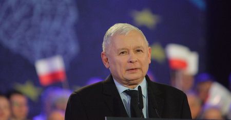 Warzecha: "Piątka Kaczyńskiego pięknie nas pociągnie. Na dno" (Opinia)