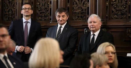 Zmiana ustawy o IPN to polityczna bomba. Posłowie PiS... nic nie wiedzieli