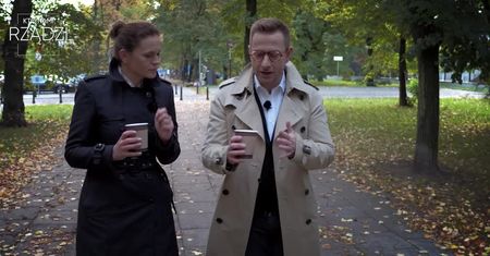 "Kto nami rządzi?" Barbara Nowacka wspomina zmarłą matkę. I oskarża PiS