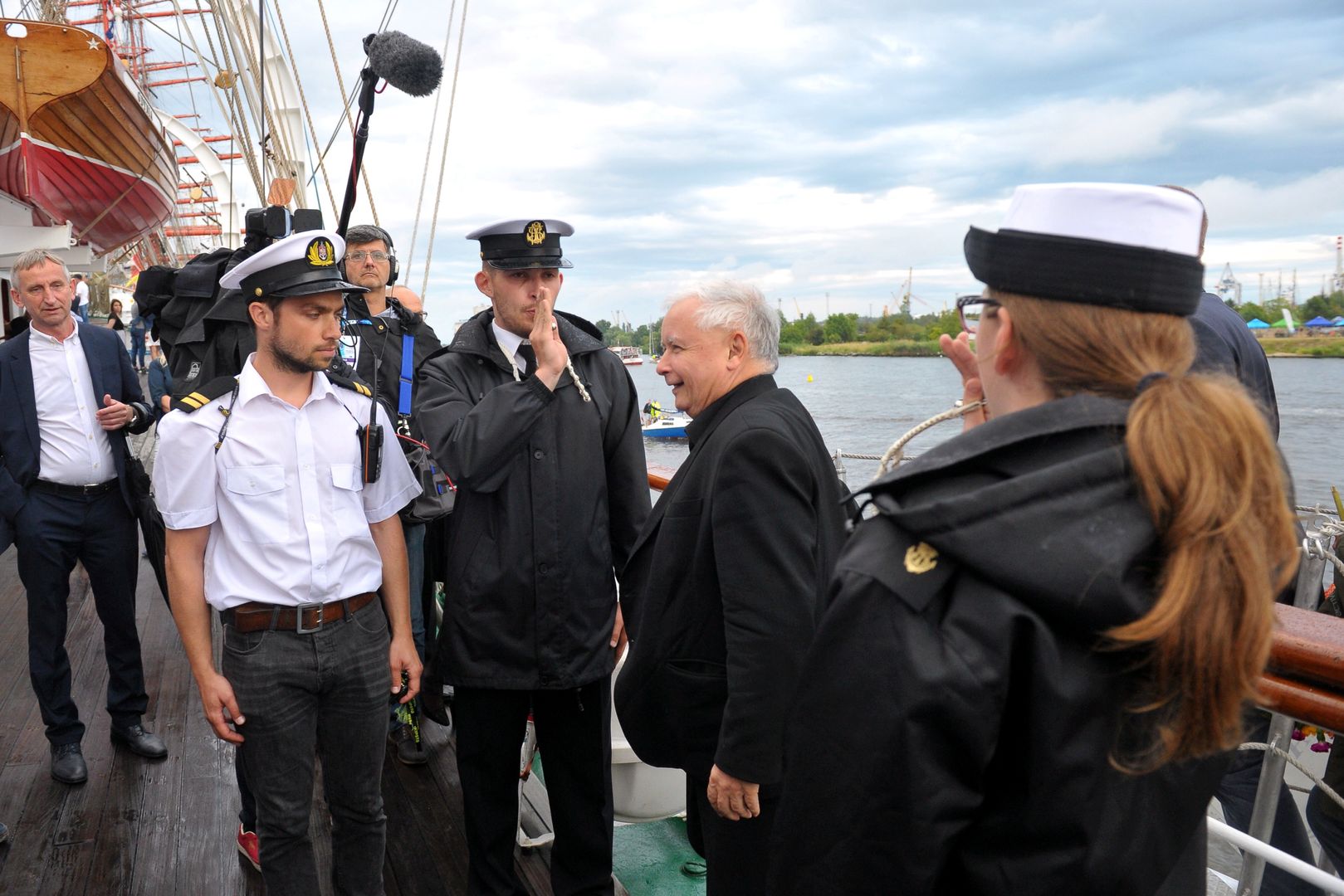 Prezes wchodzi na pokład