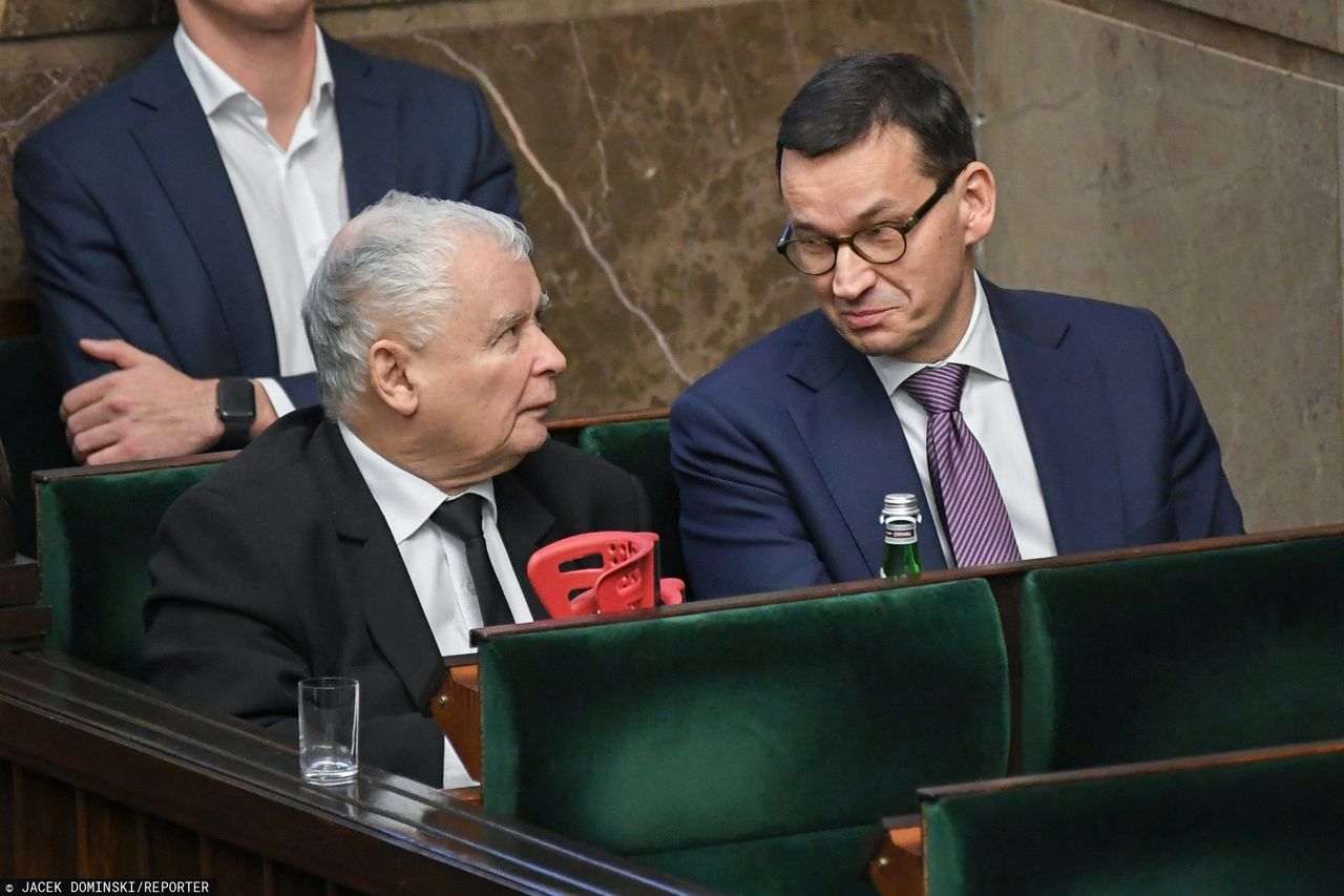 Najnowszy sondaż. PiS nie zniechęcił do siebie Polaków