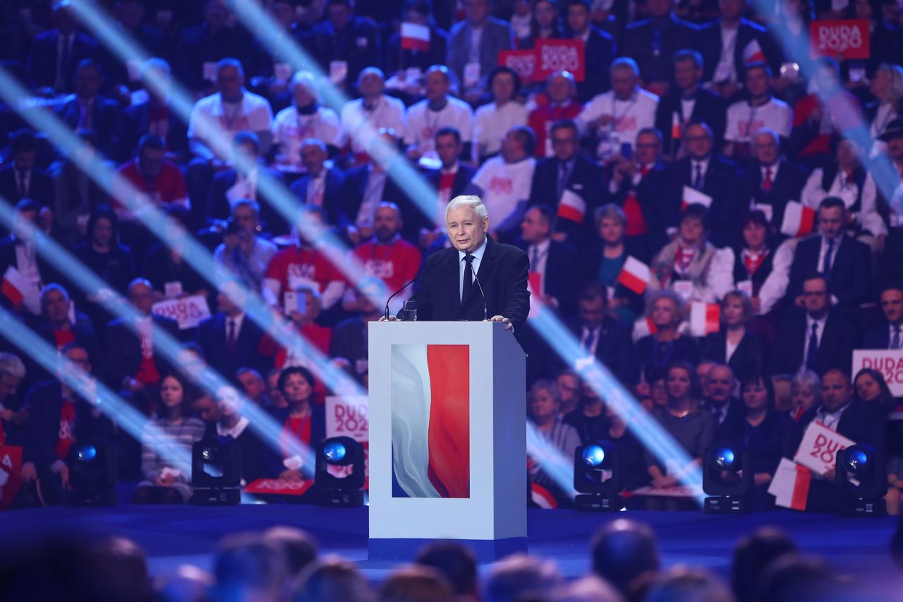 Wybory prezydenckie 2020. Jarosław Kaczyński o poparciu PiS dla Andrzeja Dudy. Rada Polityczna poparła prezydenta