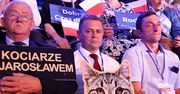 "Kociarze z Jarosławem". Nietypowy transparent dla Jarosława Kaczyńskiego na konwencji PiS