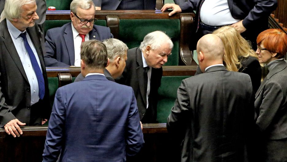 W porównaniu z poprzednim sondażem PiS straciło poparcie 