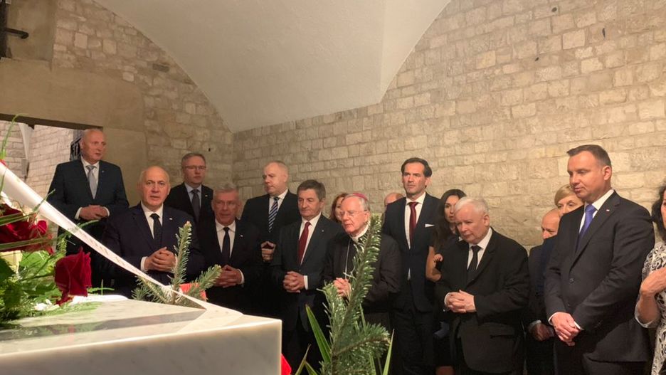 Na Wawelu stawili się członkowie rządu oraz prezydent Andrzej Duda