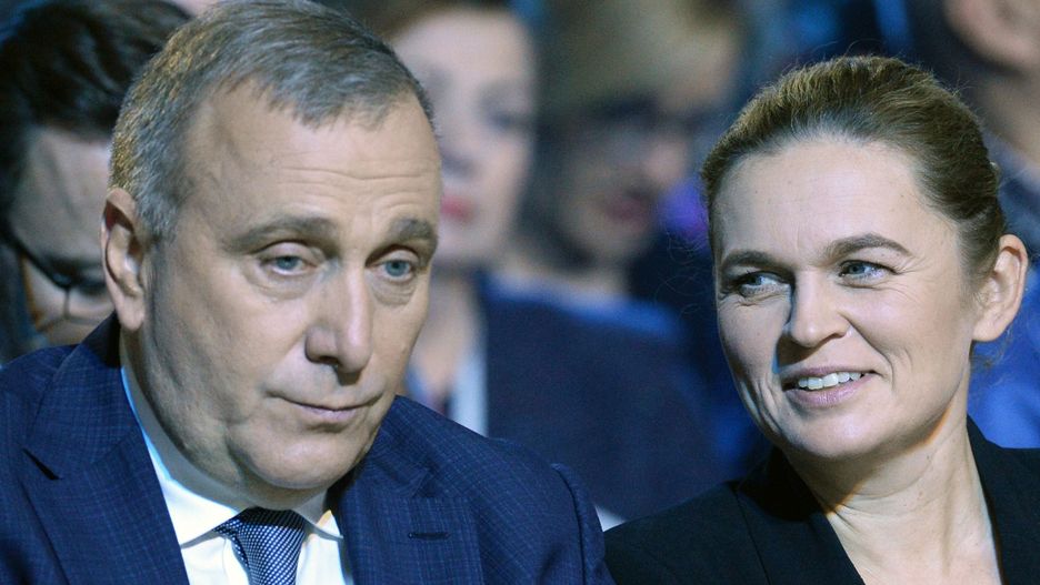Lider PO Grzegorz Schetyna i lewicowa twarz Koalicji Europejskiej - Barbara Nowacka.