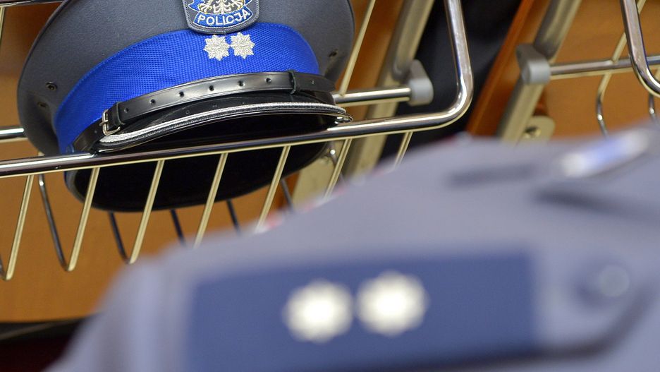 Na zwolnieniu lekarski może być nawet co piąty policjant w Polsce