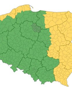 Alert pogodowy. Silny wiatr i intensywne deszcze z burzami nad Polską