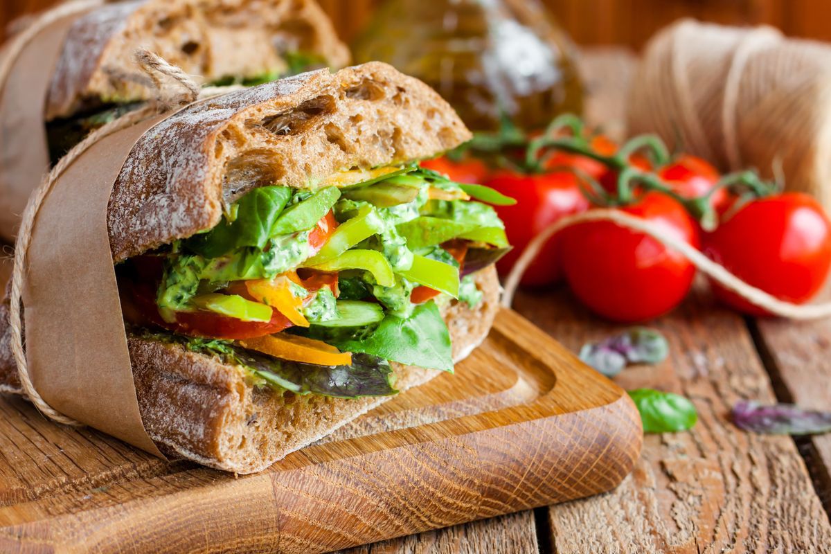 Papier, folia czy lunchbox? Tak zapakuj drugie śniadanie