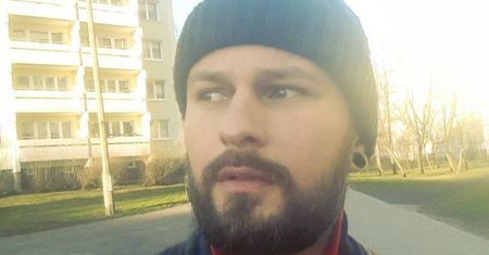 Opisał, jak PKP potraktowały jego niepełnosprawną matkę. "Nic mnie to nie obchodzi"
