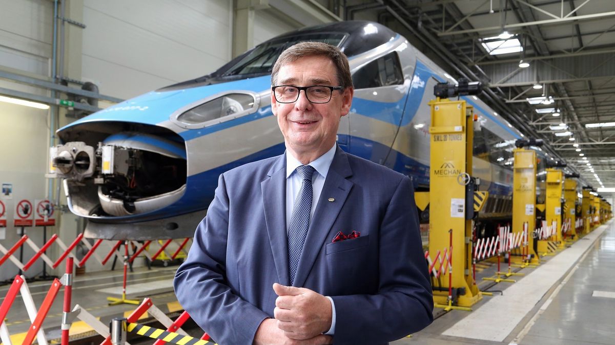 - Za pewne przyspieszenia poprzedniego okresu płacimy do dziś - powiedział prezes PKP SA Krzysztof Mamiński