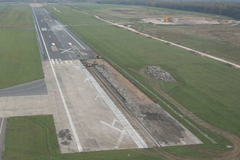 Budowa nowego lotniska w Radomiu. PPL zapewnia, że będą w stanie zakończyć inwestycję już w sezonie zimowym 2021/22