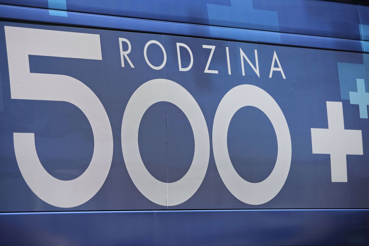 500 plus. Rząd sprawdza, na co wydajesz pieniądze