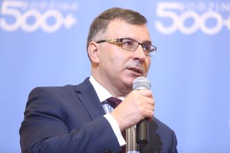 500 plus przez PKO BP. Jest prawie 200 tys. wniosków