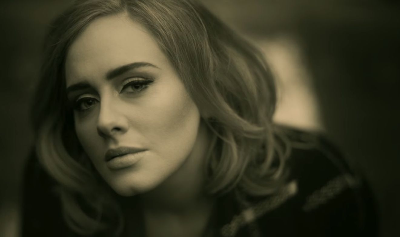 Nowej Adele nie posłuchamy za darmo w sieci