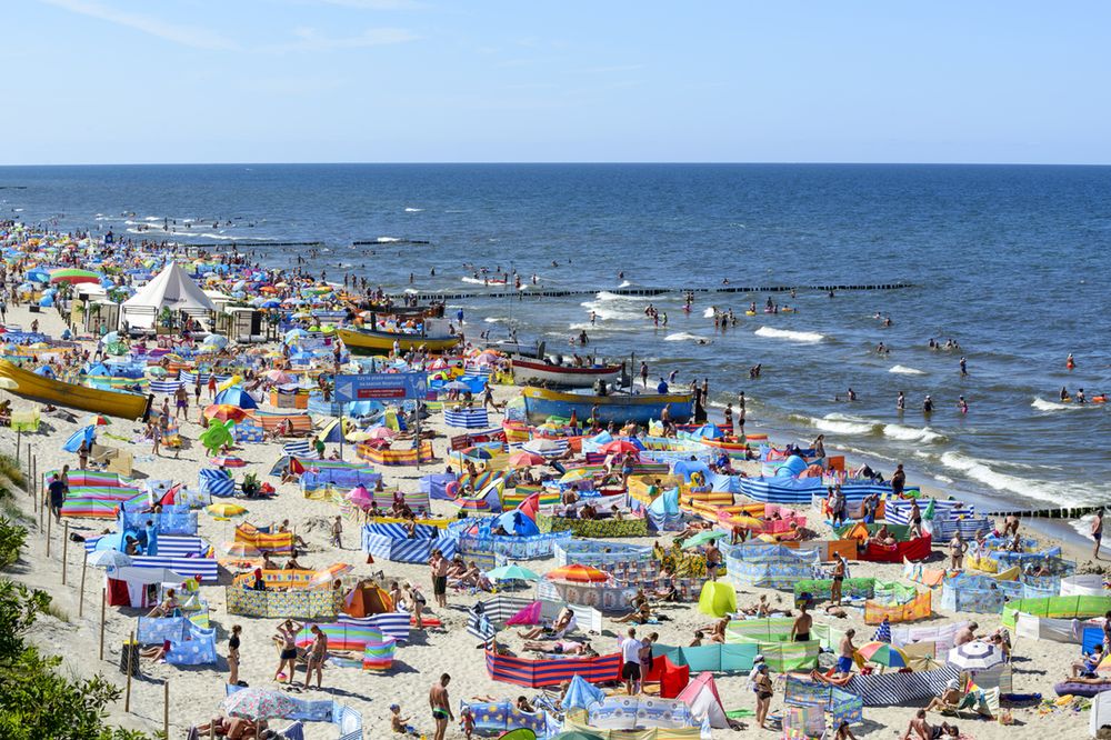 Parawany plażowe. Polski fenomen, który zadziwia świat