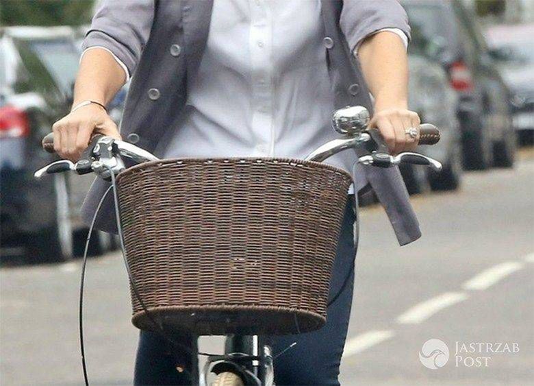 Pippa Middleton w ciąży jeździ na rowerze