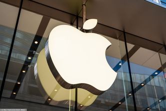 Apple Card dyskryminuje kobiety? Algorytmy ustawiają różne limity kredytowe