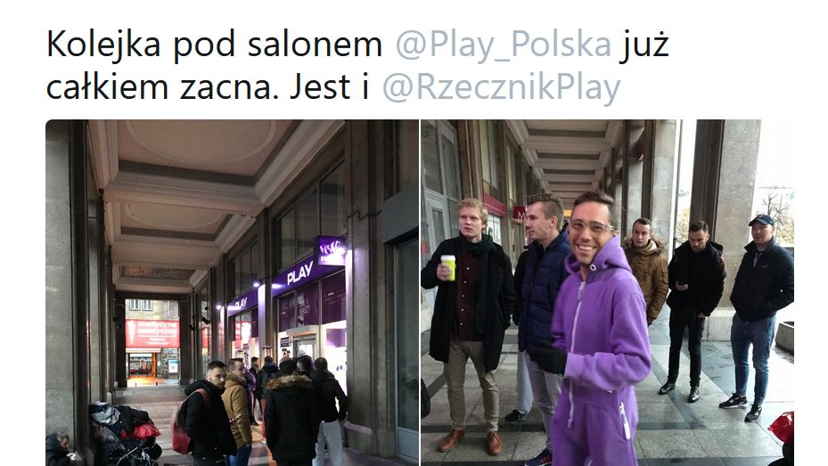 Kolejka przed Salonem Play w Warszawie. Jak widać, nie jest zbyt długa