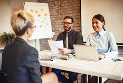 Co skłania Polaków do zmiany pracy?