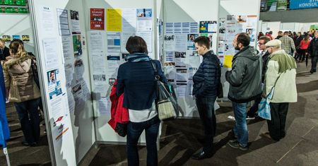 Polacy zmieniają posady dwa razy w roku. Nowej pracy szukają nawet 400 km od domu