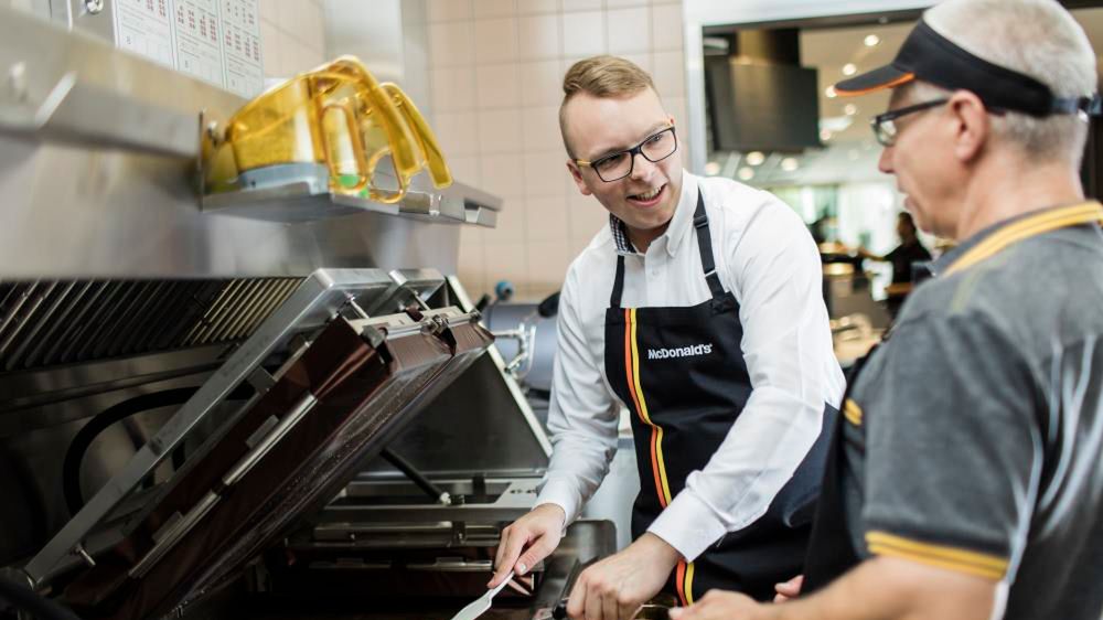 Rząd pracuje nad propozycjami dotyczącymi zatrudnienia pracowników w wieku 50-55+. 