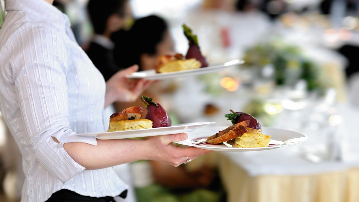 Hotelarze, restauratorzy i firmy cateringowe odczują ten kryzys najbardziej.