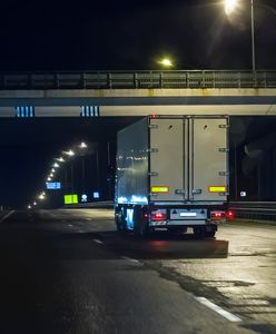Kodeks pracy: Czas pracy kierowców w nocy. Jakie kary za przekroczenie limitu?