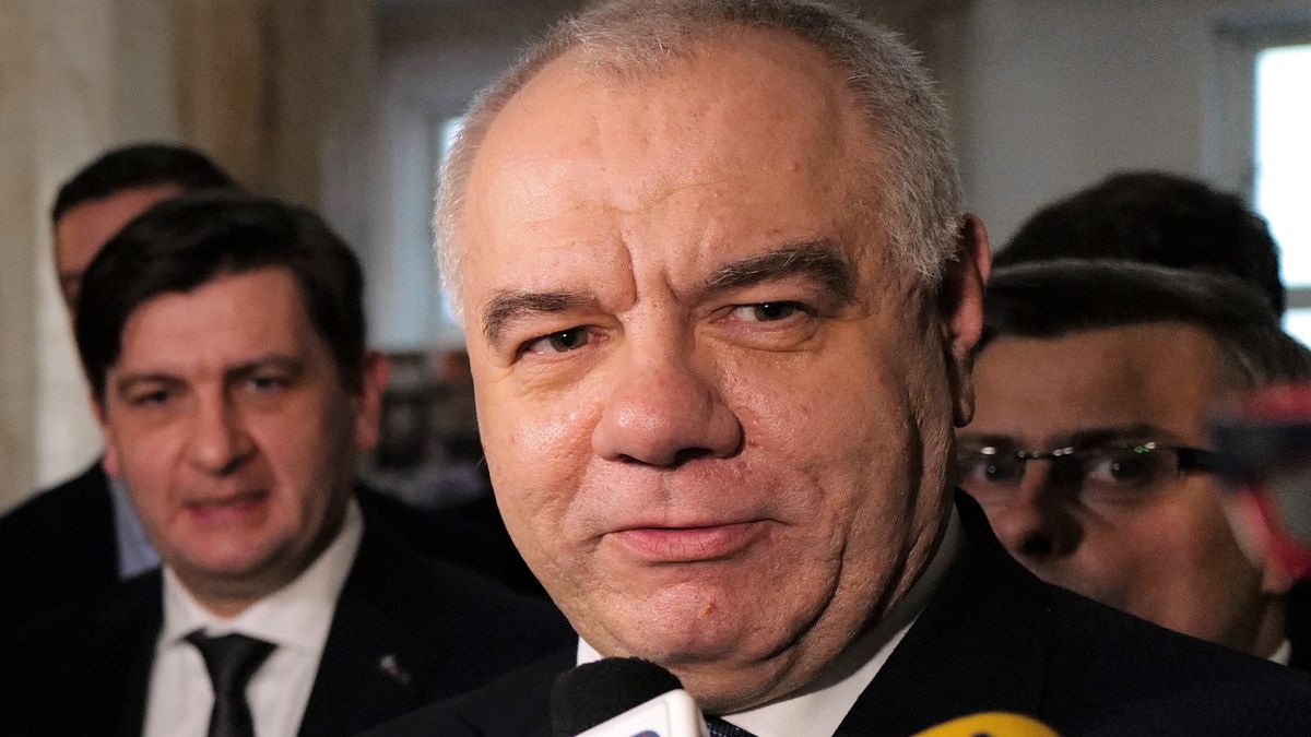 Resort Jacka Sasina zakończył prace nad projektem ustawy o rekompensatach. Mają być przyznawane za rok.