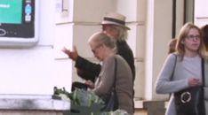 Beata Tyszkiewicz robi zakupy na bazarku. Przeszła na zdrowy tryb życia?