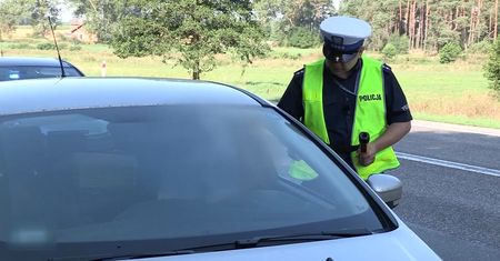 Przekroczył prędkość o 35 km/h. "Ten Lancer po prostu mnie tak zmylił"